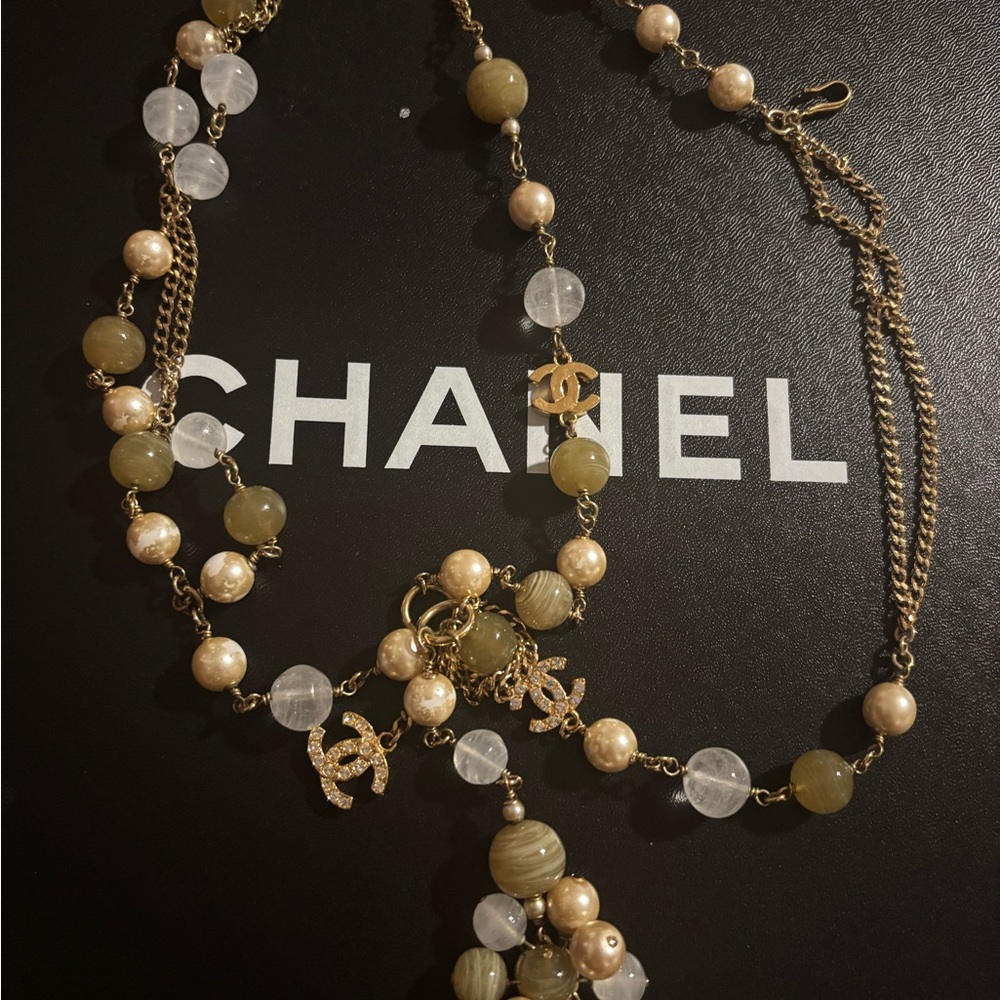 CHANEL Gold and Cream Beaded Belt / Necklace